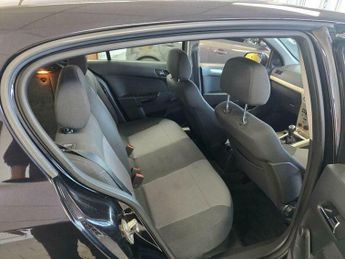 Vauxhall Astra 1.4i 16v Breeze 5dr