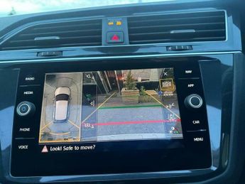 Volkswagen Tiguan 1.5 TSI EVO R-Line Tech DSG Euro 6 (s/s) 5dr