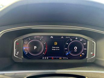 Volkswagen Tiguan 1.5 TSI EVO R-Line Tech DSG Euro 6 (s/s) 5dr