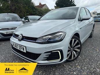 Volkswagen Golf GTE ADVANCE DSG