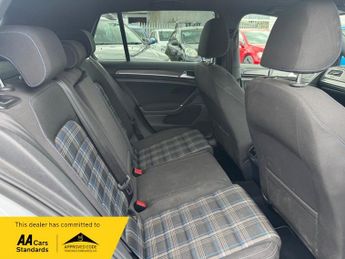 Volkswagen Golf GTE ADVANCE DSG