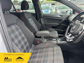 Volkswagen Golf GTE ADVANCE DSG