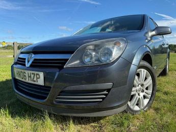 Vauxhall Astra 1.8i 16v Active 5dr
