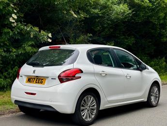 Peugeot 208 1.2 PureTech Allure EAT Euro 6 (s/s) 5dr