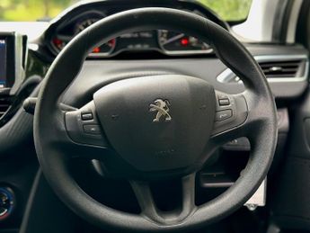 Peugeot 208 1.2 PureTech Allure EAT Euro 6 (s/s) 5dr