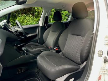 Peugeot 208 1.2 PureTech Allure EAT Euro 6 (s/s) 5dr