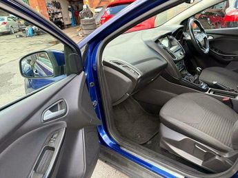 Ford Focus 1.0T EcoBoost Titanium Euro 6 (s/s) 5dr