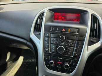 Vauxhall Astra 1.6i SRi Auto Euro 6 5dr