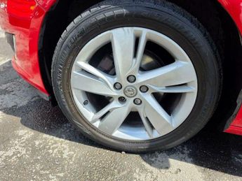 Vauxhall Astra 1.6i SRi Auto Euro 6 5dr