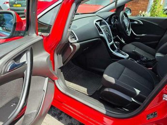 Vauxhall Astra 1.6i SRi Auto Euro 6 5dr