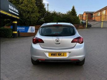 Vauxhall Astra 1.7 CDTi ecoFLEX 99g SRi Euro 5 (s/s) 5dr