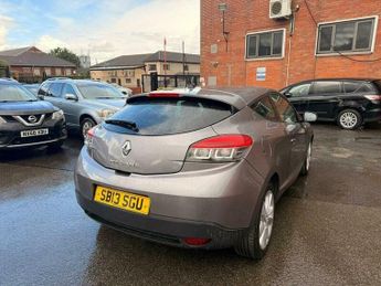 Renault Megane 1.6 16V Dynamique TomTom Euro 5 3dr