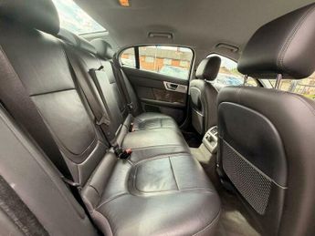 Jaguar XF 2.2d Premium Luxury Auto Euro 5 (s/s) 4dr