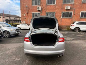 Jaguar XF 2.2d Premium Luxury Auto Euro 5 (s/s) 4dr