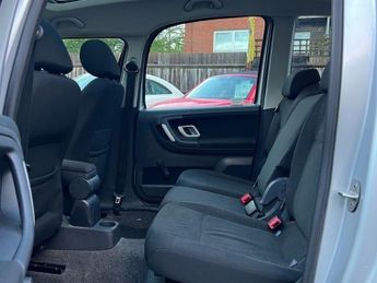 Skoda Roomster 1.6 16V 3 MPV 5dr Petrol Tiptronic (185 g/km, 105 bhp)
