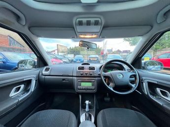 Skoda Roomster 1.6 16V 3 MPV 5dr Petrol Tiptronic (185 g/km, 105 bhp)
