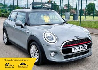 MINI Cooper COOPER CLASSIC