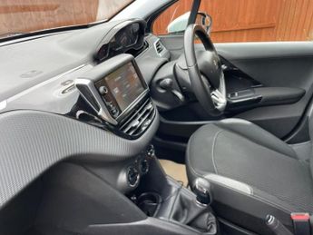 Peugeot 208 ACTIVE