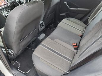 Volkswagen T-Roc SE TDI DSG