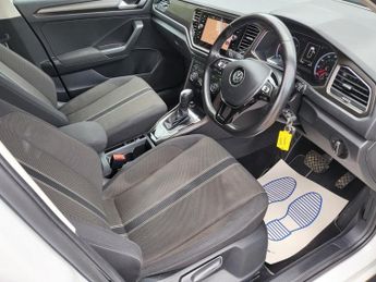 Volkswagen T-Roc SE TDI DSG