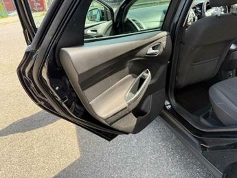 Ford Focus 1.6 Titanium Powershift Euro 5 5dr