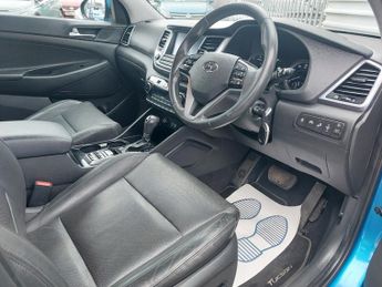 Hyundai Tucson CRDI PREMIUM