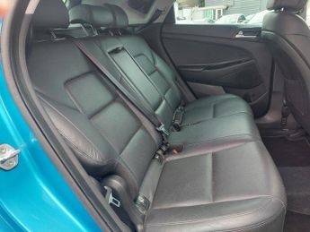 Hyundai Tucson CRDI PREMIUM