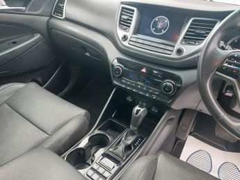 Hyundai Tucson CRDI PREMIUM