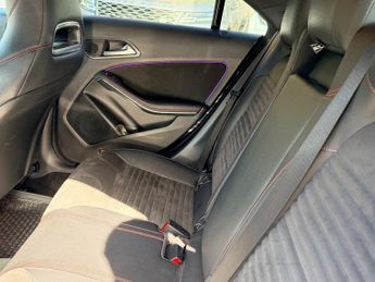 Mercedes CLA CLA 220 D AMG LINE