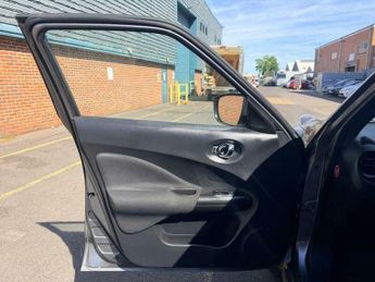 Nissan Juke 1.6 Acenta Premium XTRON Euro 6 5dr