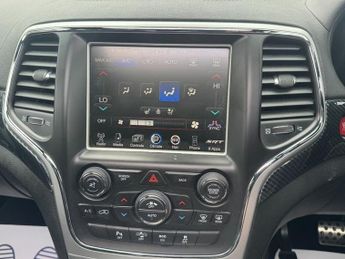 Jeep Grand Cherokee 6.4 SRT SUV 5dr Petrol Auto 4WD Euro 6 (461 bhp)