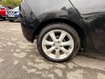 Honda Jazz 1.5 /Fit / Vitz Automatic Hybrid 5dr