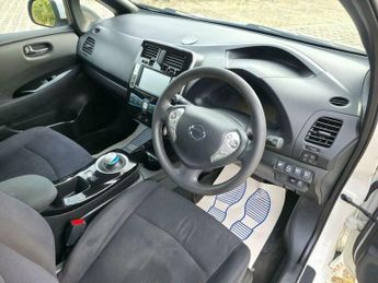 Nissan Leaf 24kWh Acenta Auto 5dr