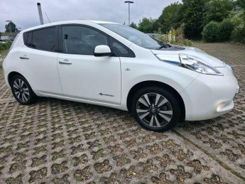 Nissan Leaf 24kWh Tekna Auto 5dr