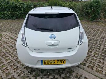 Nissan Leaf 24kWh Tekna Auto 5dr