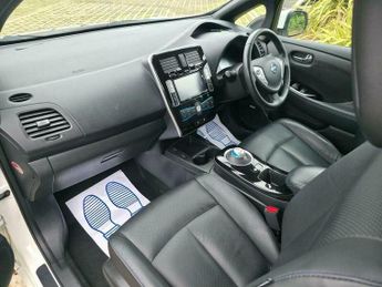 Nissan Leaf 24kWh Tekna Auto 5dr