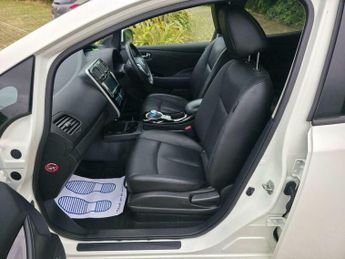Nissan Leaf 24kWh Tekna Auto 5dr