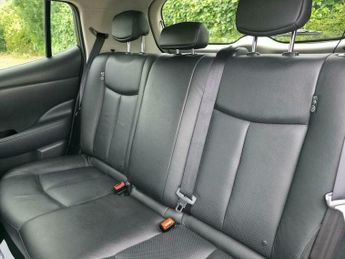 Nissan Leaf 24kWh Tekna Auto 5dr