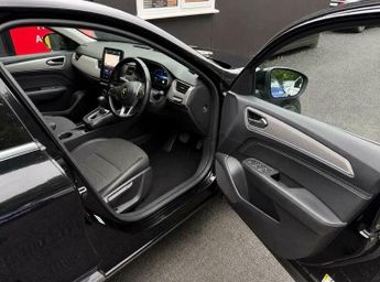 Renault  1.6 E-TECH S Edition Auto 2WD Euro 6 (s/s) 5dr