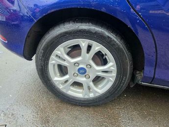 Ford B-Max 1.6 Zetec Powershift Euro 5 5dr