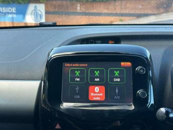 Peugeot 108 1.2 VTi PureTech Allure Euro 5 5dr
