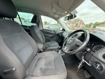 Volkswagen Tiguan 2.0 TDI BlueMotion Tech Match DSG 4WD Euro 5 (s/s) 5dr