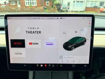 Tesla Model 3 Standard Range Plus Auto RWD 4dr