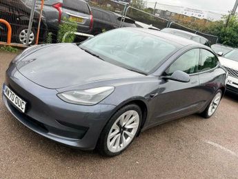 Tesla Model 3 Standard Range Plus Auto RWD 4dr