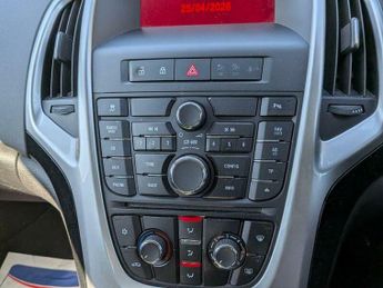 Vauxhall Astra 2.0 CDTi SRi Sports Tourer Auto Euro 5 5dr