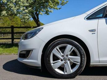 Vauxhall Astra 2.0 CDTi SRi Sports Tourer Auto Euro 5 5dr