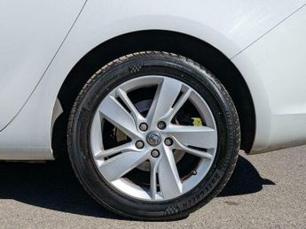 Vauxhall Astra 2.0 CDTi SRi Sports Tourer Auto Euro 5 5dr