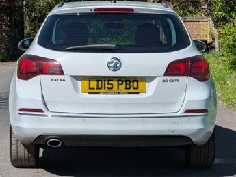Vauxhall Astra 2.0 CDTi SRi Sports Tourer Auto Euro 5 5dr