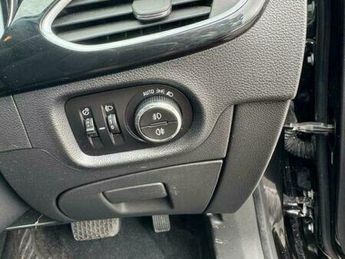 Vauxhall Astra 1.4i Turbo SRi Nav Hatchback 5dr Petrol Auto Euro 6 (s/s) (150 p