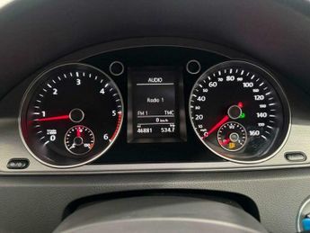 Volkswagen Passat 2.0 Passat Executive Style TDI BlueMotion Technology Semi-Auto 5